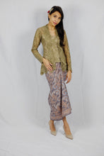 Load image into Gallery viewer, Kebaya lace - Mocca