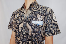 Load image into Gallery viewer, Shirt - Black