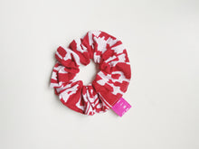 Load image into Gallery viewer, Scrunchie - Red