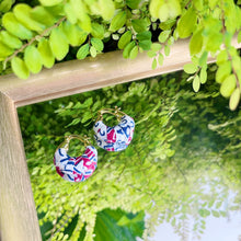 Load image into Gallery viewer, Genie mini Earrings - Red/blue/white