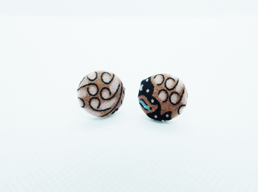 Button earstud