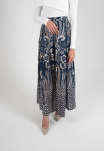 Load image into Gallery viewer, Cendrawaseh Maxi Skirt - Blue