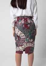 Load image into Gallery viewer, [CLEARANCE] Garuda Pencil Skirt - Maroon