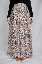 Load image into Gallery viewer, Maxi skirt - Brown