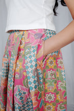 Load image into Gallery viewer, Bunga Midi skirt - Pink